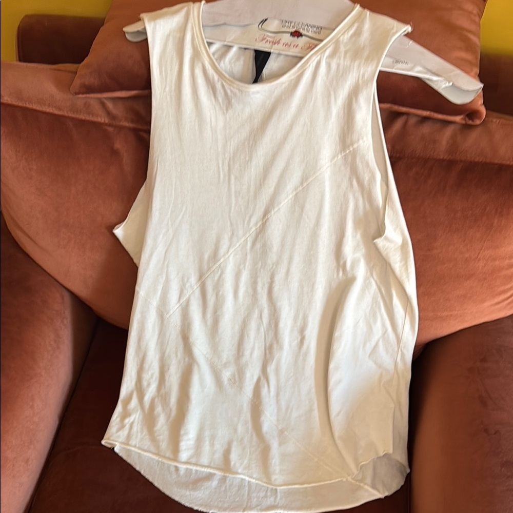 First Aid for the injured men’s tank